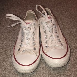 White lowtop converse
